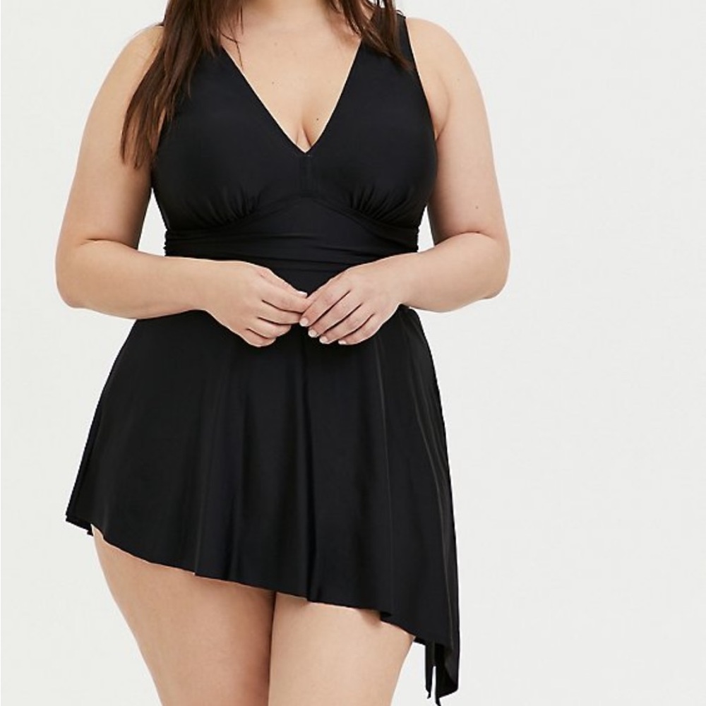 Torrid black asymmetrical side tie swim dress 2X 18/20 plus size NWT